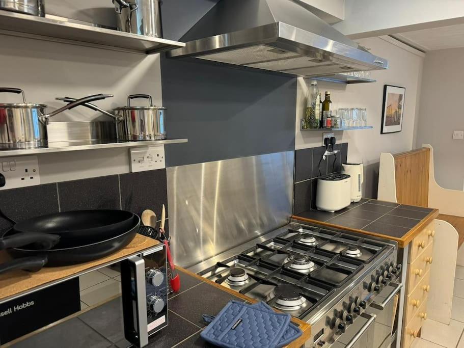 2 Bed Georgian Cottage, 램즈게이트 외부 사진